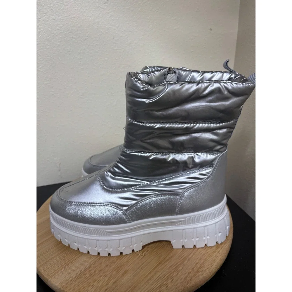 Dirty Laundry Dashh Puff Platform Bootie Size 8 Silver Metallic Quilted Puffer